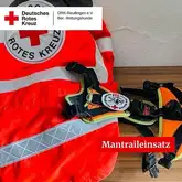 Rettungshunde Mantrail Geschirr mit Einsatzjacke des DRK 